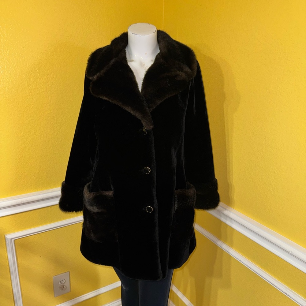 Chic Black Faux Fur Teddy Jacket